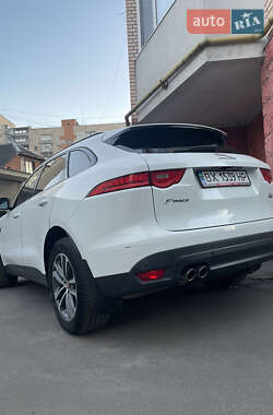 Позашляховик / Кросовер Jaguar F-Pace 2016 в 