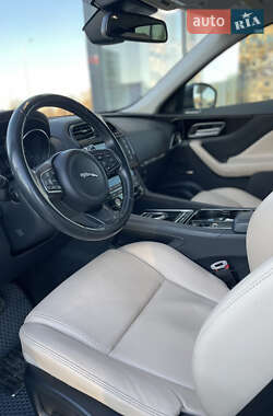 Позашляховик / Кросовер Jaguar F-Pace 2016 в 