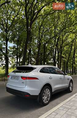 Позашляховик / Кросовер Jaguar F-Pace 2016 в 