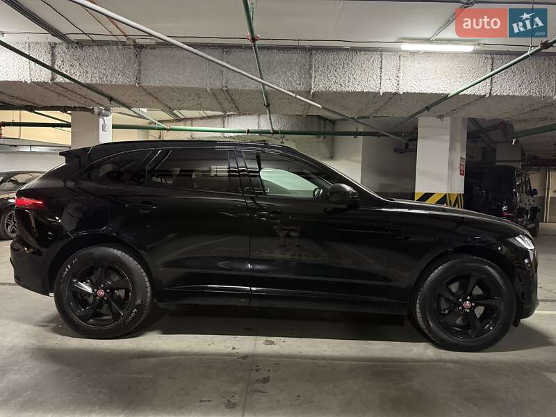 Внедорожник / Кроссовер Jaguar F-Pace 2021 в Киеве