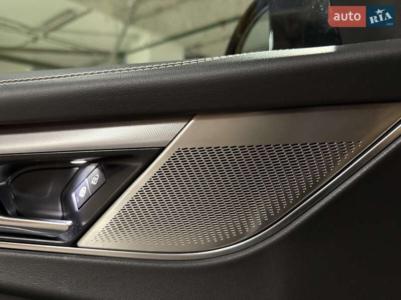 Внедорожник / Кроссовер Jaguar F-Pace 2021 в Киеве