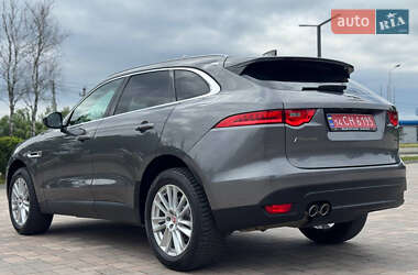 Позашляховик / Кросовер Jaguar F-Pace 2018 в 
