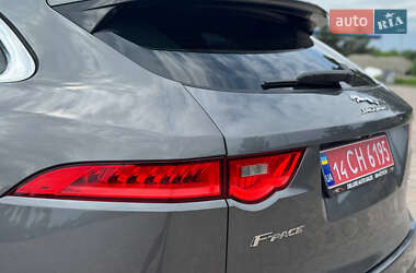 Позашляховик / Кросовер Jaguar F-Pace 2018 в 