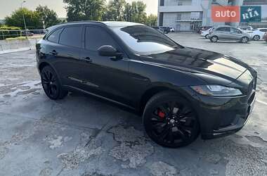 Внедорожник / Кроссовер Jaguar F-Pace 2017 в 