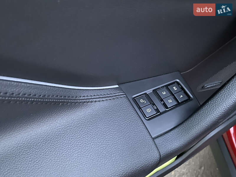 Внедорожник / Кроссовер Jaguar F-Pace 2017 в Харькове фото 20 Внедорожник / Кроссовер Jaguar F-Pace 2017 в Харькове