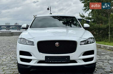 Позашляховик / Кросовер Jaguar F-Pace 2016 в 