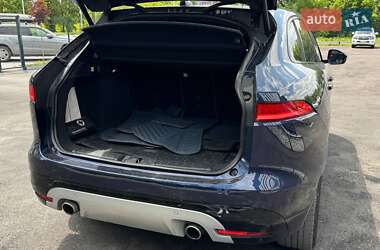 Внедорожник / Кроссовер Jaguar F-Pace 2016 в 
