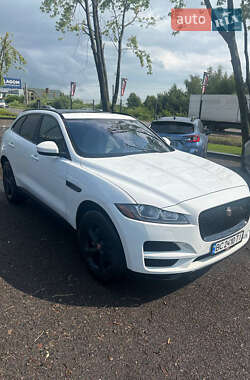 Внедорожник / Кроссовер Jaguar F-Pace 2017 в 