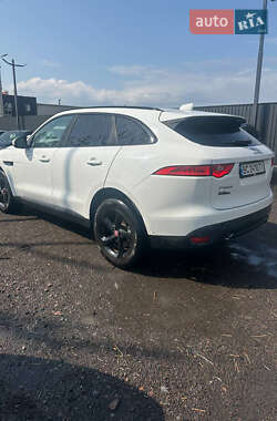 Внедорожник / Кроссовер Jaguar F-Pace 2017 в 