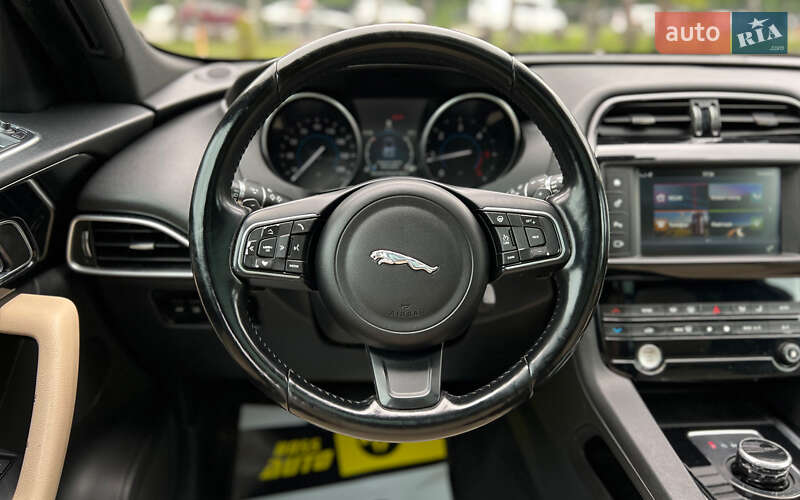 Внедорожник / Кроссовер Jaguar F-Pace 2017 в Львове