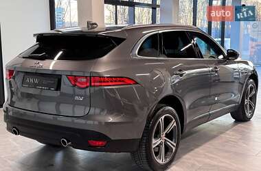 Позашляховик / Кросовер Jaguar F-Pace 2017 в 