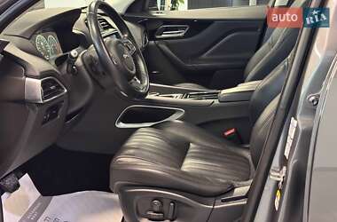 Позашляховик / Кросовер Jaguar F-Pace 2017 в 