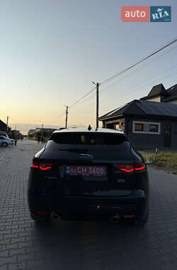 Внедорожник / Кроссовер Jaguar F-Pace 2017 в 
