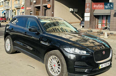 Позашляховик / Кросовер Jaguar F-Pace 2016 в 