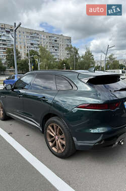 Позашляховик / Кросовер Jaguar F-Pace 2017 в 