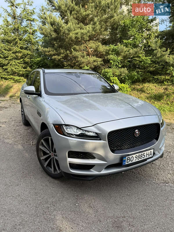 Внедорожник / Кроссовер Jaguar F-Pace 2016 в Тернополе