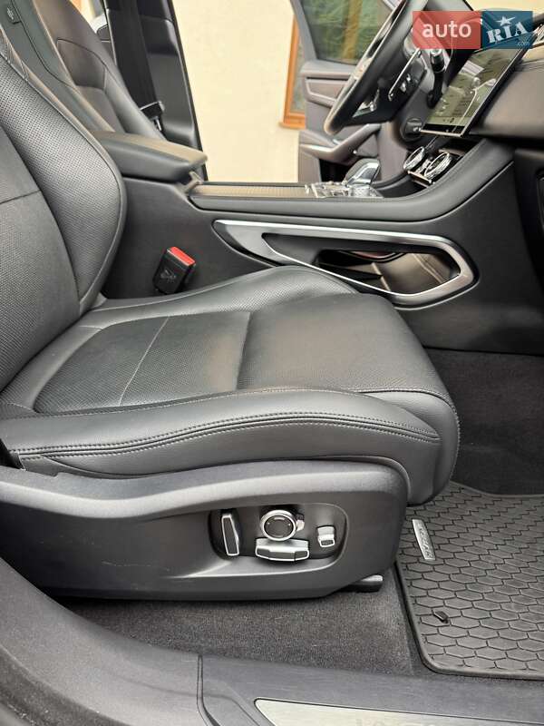 Позашляховик / Кросовер Jaguar F-Pace 2021 в Нововолинську