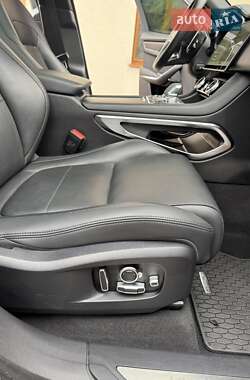 Внедорожник / Кроссовер Jaguar F-Pace 2021 в 