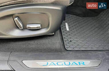 Внедорожник / Кроссовер Jaguar F-Pace 2018 в 