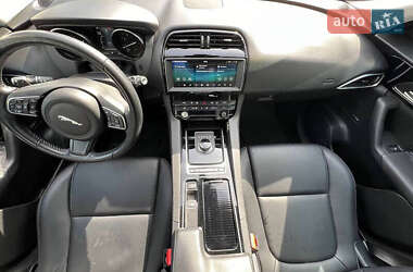 Внедорожник / Кроссовер Jaguar F-Pace 2018 в 