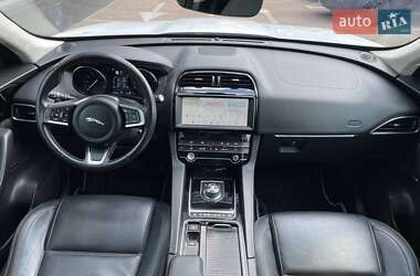 Позашляховик / Кросовер Jaguar F-Pace 2019 в 
