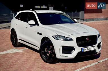 Внедорожник / Кроссовер Jaguar F-Pace 2017 в 