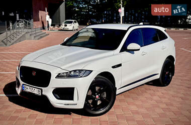 Внедорожник / Кроссовер Jaguar F-Pace 2017 в 