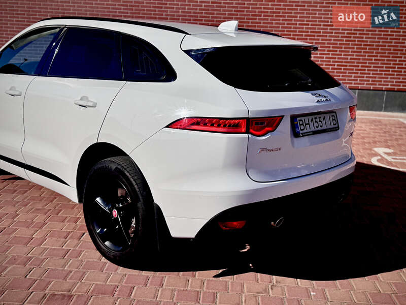 Внедорожник / Кроссовер Jaguar F-Pace 2017 в Одессе