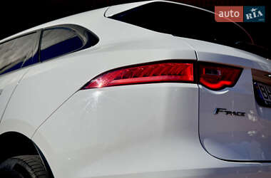 Внедорожник / Кроссовер Jaguar F-Pace 2017 в 