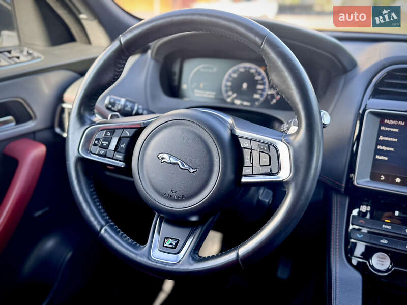 Внедорожник / Кроссовер Jaguar F-Pace 2017 в Одессе