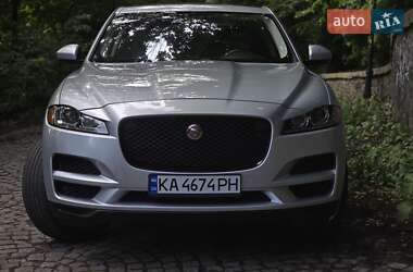 Внедорожник / Кроссовер Jaguar F-Pace 2017 в Киеве