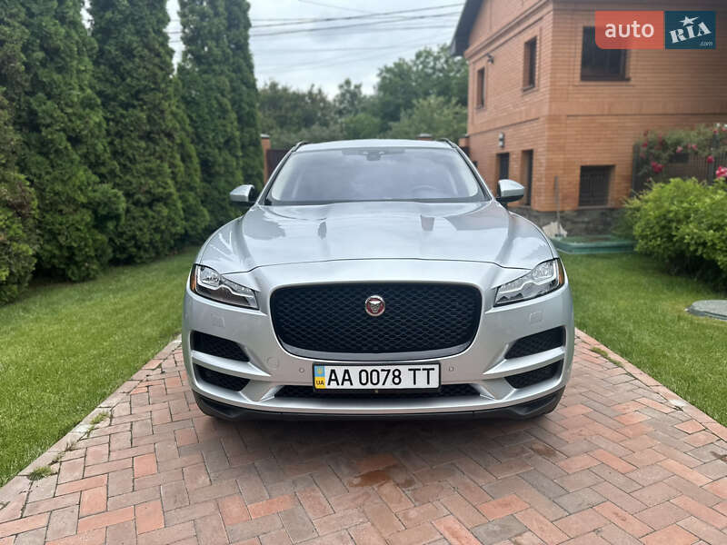 Позашляховик / Кросовер Jaguar F-Pace 2017 в Києві