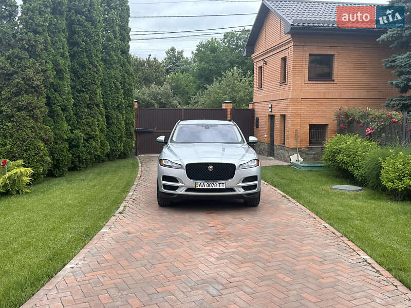 Позашляховик / Кросовер Jaguar F-Pace 2017 в Києві