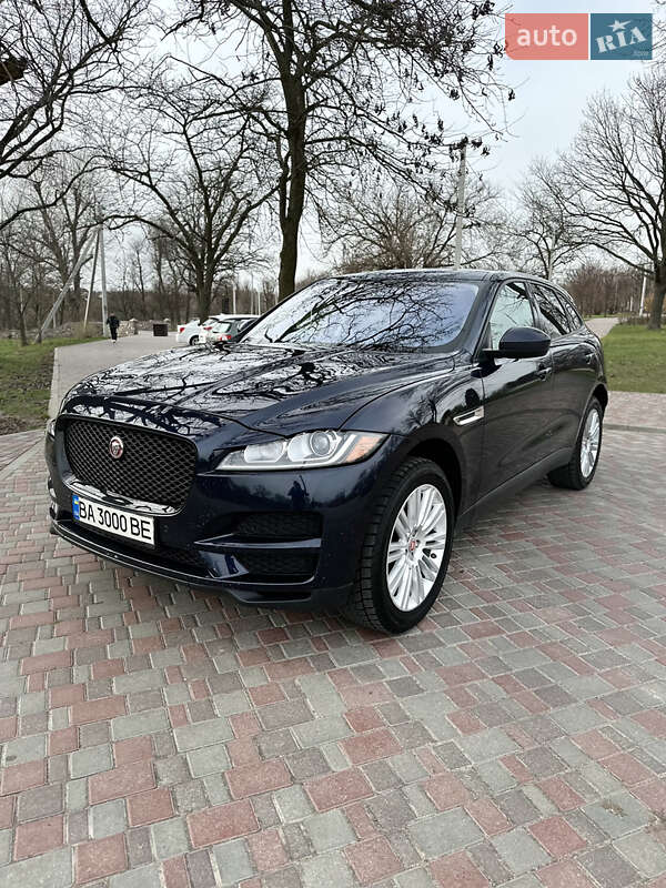 Внедорожник / Кроссовер Jaguar F-Pace 2017 в Александровке