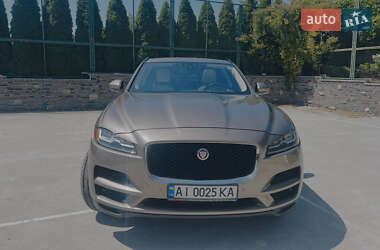 Внедорожник / Кроссовер Jaguar F-Pace 2016 в Василькове