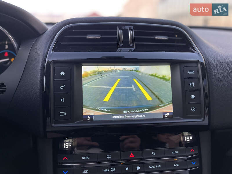 Позашляховик / Кросовер Jaguar F-Pace 2017 в Луцьку фото 20 Позашляховик / Кросовер Jaguar F-Pace 2017 в Луцьку