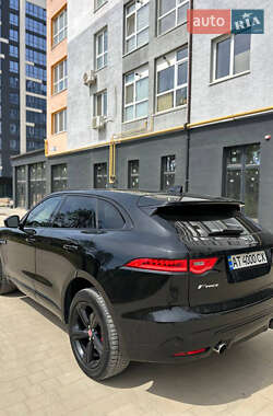 Внедорожник / Кроссовер Jaguar F-Pace 2016 в 