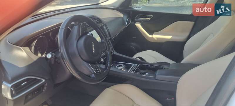 Внедорожник / Кроссовер Jaguar F-Pace 2016 в Виннице фото 10 Внедорожник / Кроссовер Jaguar F-Pace 2016 в Виннице