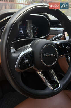 Позашляховик / Кросовер Jaguar F-Pace 2021 в 
