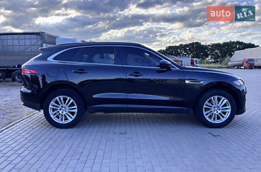 Позашляховик / Кросовер Jaguar F-Pace 2017 в 