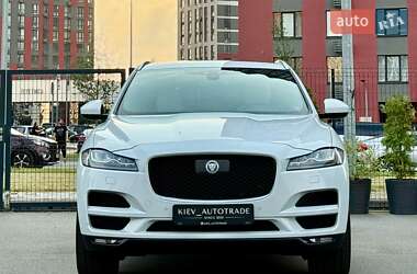 Позашляховик / Кросовер Jaguar F-Pace 2016 в 