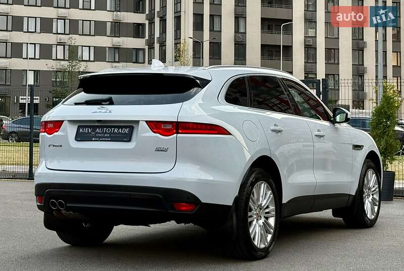 Внедорожник / Кроссовер Jaguar F-Pace 2016 в Киеве