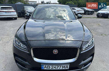 Позашляховик / Кросовер Jaguar F-Pace 2016 в 
