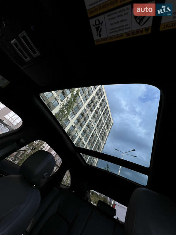 Позашляховик / Кросовер Jaguar F-Pace 2016 в Києві