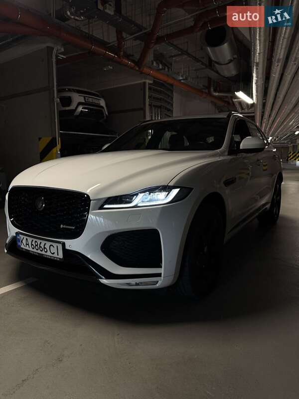 Внедорожник / Кроссовер Jaguar F-Pace 2021 в 