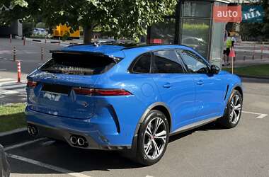 Внедорожник / Кроссовер Jaguar F-Pace 2021 в 