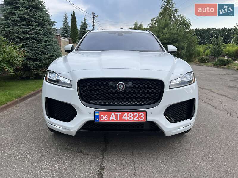 Позашляховик / Кросовер Jaguar F-Pace 2018 в 