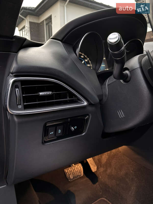 Позашляховик / Кросовер Jaguar F-Pace 2020 в Києві фото 24 Позашляховик / Кросовер Jaguar F-Pace 2020 в Києві