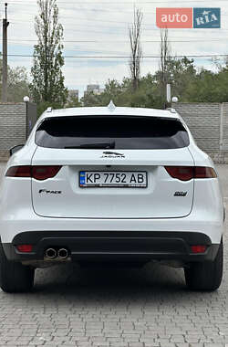 Позашляховик / Кросовер Jaguar F-Pace 2017 в 
