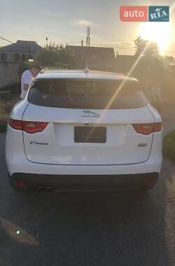 Внедорожник / Кроссовер Jaguar F-Pace 2016 в 